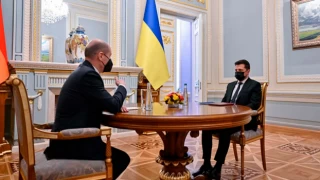 Ukrayna Lideri Zelenski'den, Alman Şansölye Scholz'a Kiev daveti