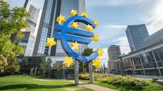 Avrupa Merkez Bankası faizi sabit bıraktı