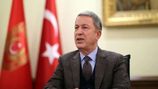 Bakan Akar: Türkiye ve Yunanistan'ın sorunu diyalogsuz çözülemez