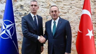 Dışişleri Bakanı Çavuşoğlu, NATO Genel Sekreteri Stoltenberg ile görüşme gerçekleştirdi
