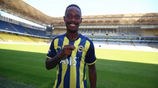 Fenerbahçe, yeni transferi Lincoln Henrique'yi açıkladı