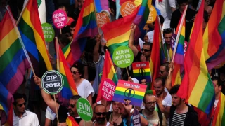 Kadıköy'de LGBTİ+ Onur Haftası etkinliklerine yasak
