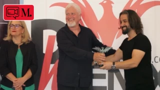 Uluslararası müzik ödüllerinde Karadenizli sanatçı Aydoğan Topal'a yılın sanatçısı ödülü