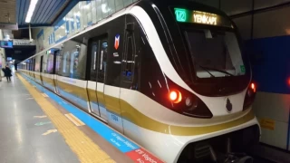 Yenikapı-Hacıosman metro hattında seferler teknik arıza sebebiyle aksadı