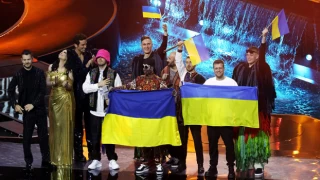 Ukrayna'nın Eurovision ev sahipliği savaş dolayısıyla Britanya'ya verildi