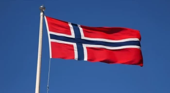 Norveç, uyuşturucu kullanan 30 kraliyet muhafızının işine son veriyor