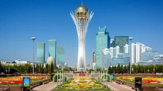 Kazakistan'ın başkenti Nursultan'ın ismi yeniden Astana oluyor