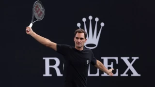 Roger Federer, Laver Kupası'nda son çiftler maçına çıkıyor