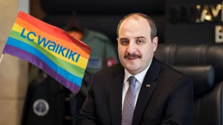 Bakan Varank, Waikiki'nin LGBT yasağı kararına teşekkürlerini sundu
