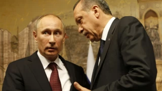 Kremlin: Erdoğan'ın ev sahipliği teklifi görüşülebilir