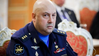 Rus ordusunun başına geçen Sergey Surovikin kimdir? Kaç yaşında, nereli? General Sergey Surovikin'in biyografisi