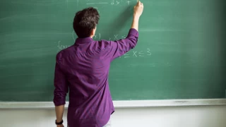 Uzman ve Başöğretmenlik Sınavı'na başvuru süresi uzatıldı