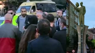 Avcılar'da Atatürk anıtına baltalı saldırı