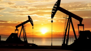 Brent petrol 11 ayın en düşük seviyesini gördü
