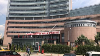 CHP milletvekili olmak isteyen parti yöneticilerini istifaya davet etti
