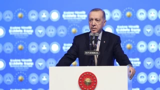 Erdoğan: Teröristlerle kol kola dolaşanlar bu milletin temsilcisi olamazlar