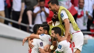 İran, Galler'i uzatmalarda 2-0 yendi