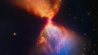 James Webb Teleskobu uzayda önyıldız 'Kum Saati'ni yakaladı