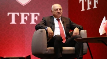Mehmet Büyükekşi: Hakemlerin değil futbolun güzelliklerinin konuşulmasını istiyoruz