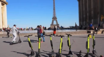 Ölümlü kazaların ardından Paris’te elektrikli scooterların yasaklanması gündemde