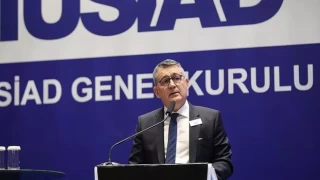 TÜSİAD Başkanı Turan: Düşük TL ve ucuz iş gücü ile rekabetçi olamayız