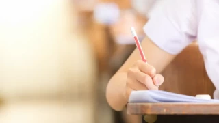 Açıköğretim Lisesi Sınavı'nda 60 bin öğrencinin kopya çektiği tespit edildi