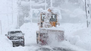 Japonya'da kar fırtınası: Sekiz kişi hayatını kaybetti