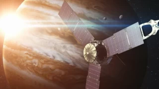 NASA'nın uzay aracı Juno, Jüpiter'in volkanik uydusu İo'ya ilerliyor