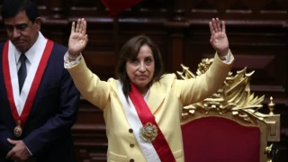 Peru'da azledilen Pedro Castillo yerine Dina Boluarte devlet başkanı oldu