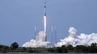 SpaceX, 54 Starlink uydusunu daha yörüngeye gönderdi