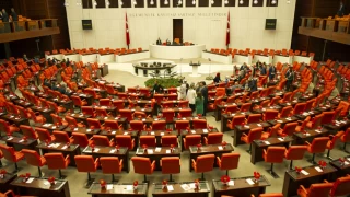AK Parti, yeni YÖK kanununu Meclis'e sundu
