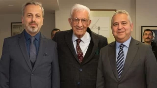 Cumhuriyet gazetesinin yeni genel yayın yönetmeni Tuncay Mollaveisoğlu