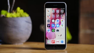 İddia: Apple, iPhone SE serisini iptal edecek