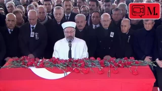 Baykal’ın cenaze töreninde siyasiler arasındaki soğukluk dikkat çekti