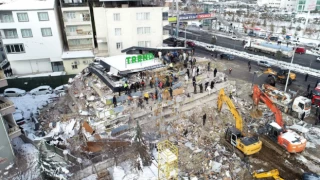 Dünya Sağlık Örgütü, Türkiye'deki depremler sonrası 3. Seviye Acil Durum ilan etti