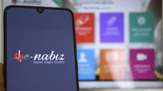 E-Nabız’da yapay zekayla çalışan “fotoğrafla sorgulama” özelliği açıldı