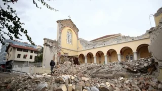 Hatay'daki Latin Katolik Kilisesi de depremde yıkıldı