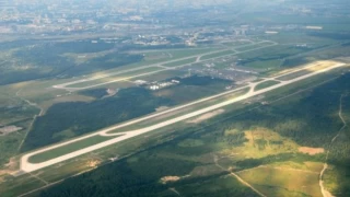 Rusya, gökyüzünde 'tanımlanamayan cisim' görülmesi üzerine St. Petersburg hava sahasını kapattı
