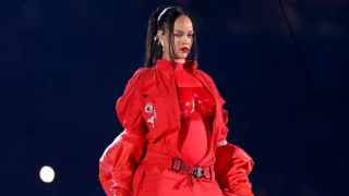 Super Bowl performansıyla ses getiren Rihanna, Oscar Töreni'nde de sahne alacak