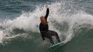 Avustralya'da en uzun süreli sörf rekoru kırıldı