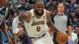 Los Angeles Lakers'a LeBron James'ten kötü haber
