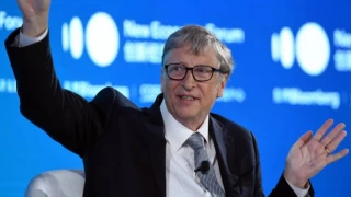 Bill Gates'ten torunuyla ilk fotoğraf