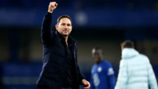 Chelsea efsanesi Frank Lampard teknik direktörlük görevine getirildi