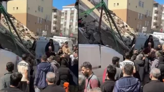 Güngören'de metruk bina çöktü