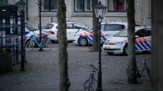 Hollanda parlamentosunda 'bomba' paniği