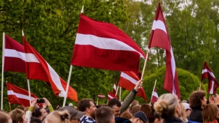 Letonya'da zorunlu askerlik geri getirildi