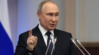 Putin 'Batı'nın hakimiyetini azaltma' planını imzaladı