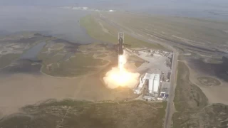 Tarihin en güçlü roketi Starship test uçuşunda infilak etti