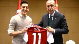 Mesut Özil'den Recep Tayyip Erdoğan paylaşımı