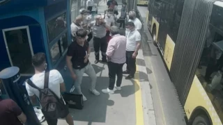 Metrobüste kör eden "maske" kavgasında 5.5 yıl hapis cezası